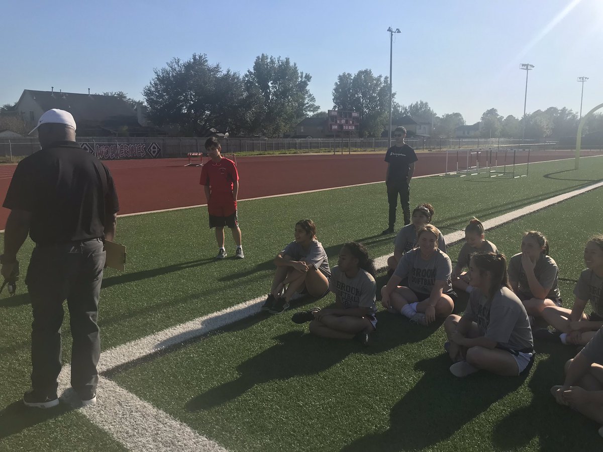 BrookSoftball's tweet photo. Huge thank you to @CbhsJrotc today!  Got to have some family time today pushing each other and overcoming some fears!  @ClearBrookHS  @MicheleStaley @VictoriaAshTX https://t.co/05uYrQRURo