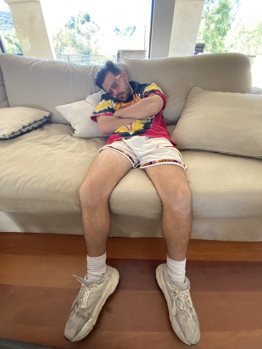 KianAndJc's tweet photo. things are getting crazy here at the reality house..... https://t.co/TriGxDFuNx