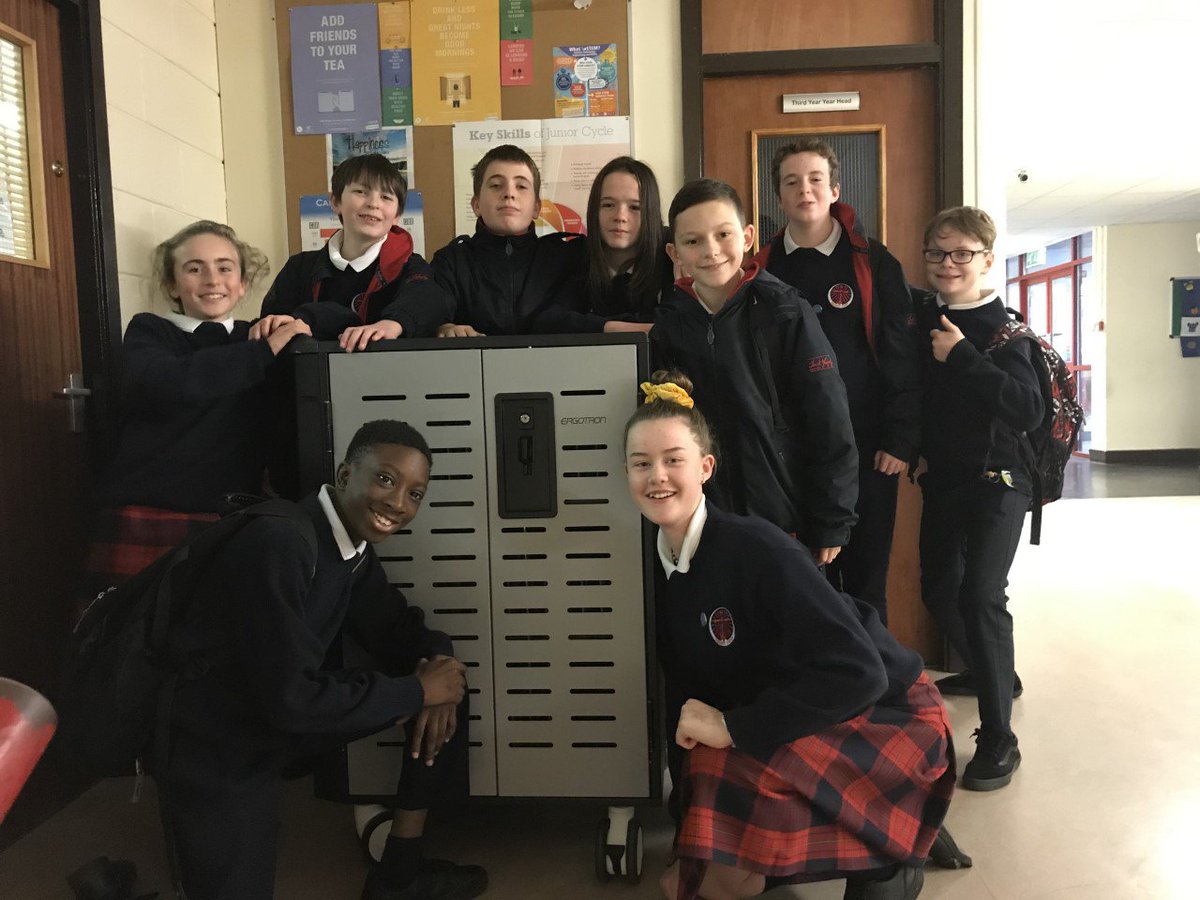 Skerries_CC's tweet photo. #FirstYear #DigitalAmbassadors #COW #ComputersOnWheels #SafetyDemos #DigitalLearning #TechSavvyStudents @ddletb https://t.co/YC40C2Qd49