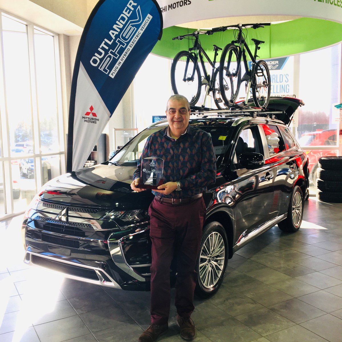 WestSideMitsu's tweet photo. Congrats to Mike Kachkar for winning the 2019 FULLCIRCLE COMPETITION. He's the #1 sales person in Canada for the best Mitsubishi Eclipse Cross presentation and customer experience. Considering the amazing Eclipse Cross? He's your guy. Also, he knows his PHEV too! 😊 #WSMitsu #yeg https://t.co/8NZpZ4PgA4