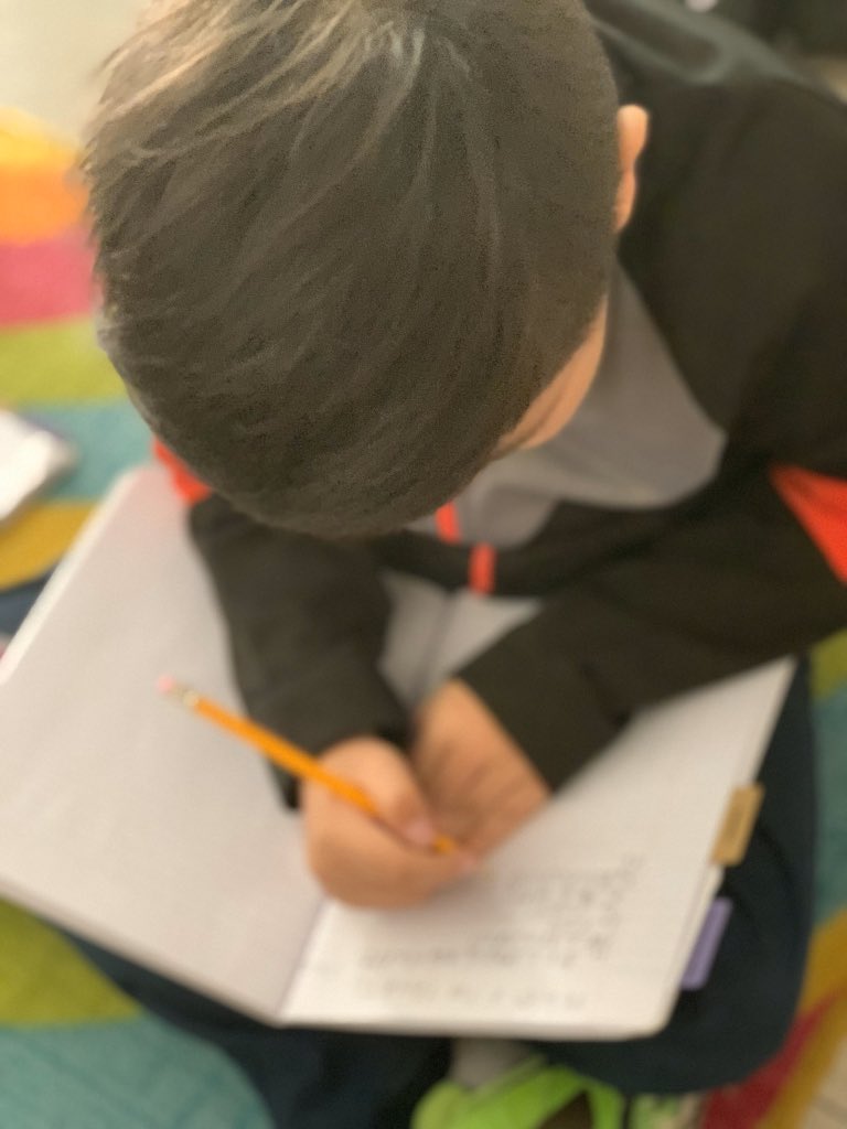 MrsWLindsey's tweet photo. The beginning of our Expository on something/someone we are thankful for! Perfect for this week! ❤️❤️@NISDCable @nisdelemelar @ChaneyTeresa #NISDLegends #gratitudechallenge #gratitudesnaps #thankfulforourclass #4thgrade #WritersGonnaWrite #KidsDeserveIt https://t.co/QckFMaNX0f