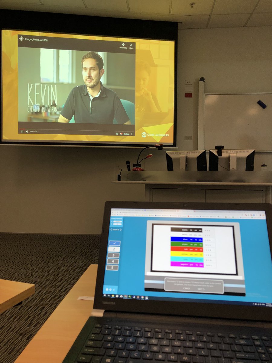 Linking binary, hexadecimal and colours to instagram with Sarah from <a href="/CodeAvengers/">Code Avengers</a> #CS4HS_VUW