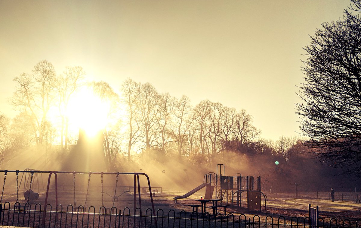 Beauty in the park at The Carrs in #Wilmslow this morning ❤️👌