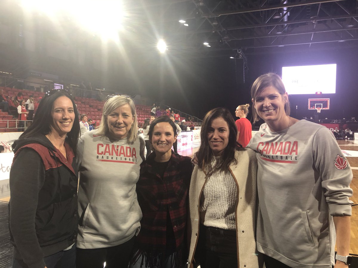 Lauren_Sulz's tweet photo. Congrats to @CanBball @LisaThomaidis for 3-0 #RoadtoTokyo & thank you for taking pictures with our kids, signing autographs “for the kids” & listening to our LT stories from @HuskieWBB days! Your time & kindness was appreciated #TrueRoleModels #WeAreTeamCanada @McNairnSharlene https://t.co/dEQDZxY72Q