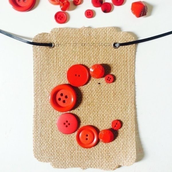 cutoutandkeep's tweet photo. Make your own Custom Button Bunting with Jen @crafticland - https://t.co/mCYwyu1ae8

#buting #buttons #buttonbunting #garland #howto #crafting #craft #crafts #crafttutorial #crafttutorials #make #diy #tutorial #tutorials #decoration #home #homedecor #decor #diydecor #homediy https://t.co/Z2tM2azXgK