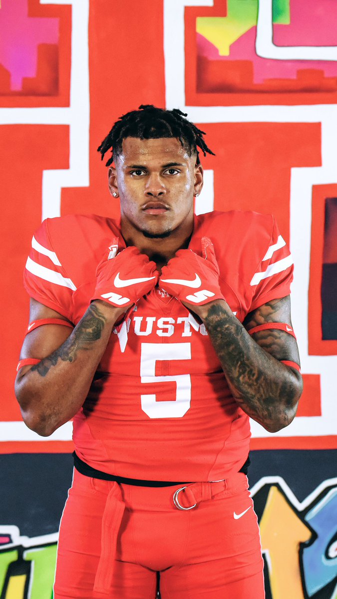 leakrobinson_'s tweet photo. God has taught me many lessons throughout this whole process, but most importantly he taught me to keep faith and trust in him!🙏🏽 #GoCoogs #Htown 🔴⚪️ https://t.co/la7QC8d5wL