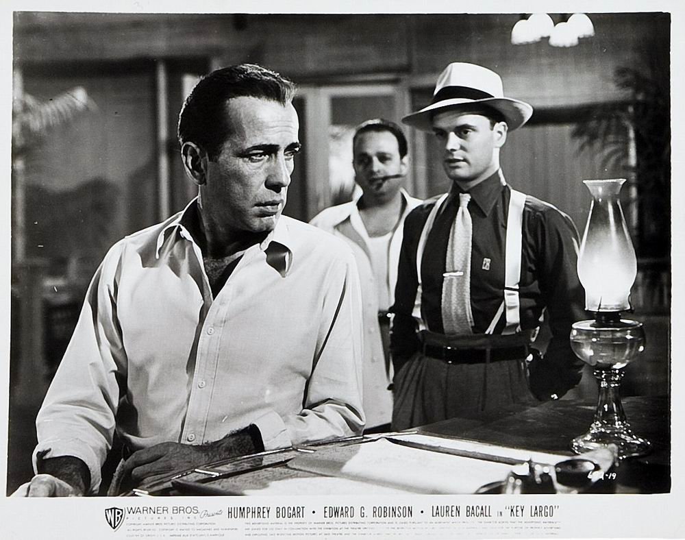 #NoirvemberMovieChallenge2019
Day 18: Favorite 1940s #Noir 

#KeyLargo (1948) #HumphreyBogart #EdwardGRobinson #LaurenBacall #LionelBarrymore #ClaireTrevor 

directed by #JohnHuston 

music by #MaxSteiner 

#FilmNoir #Noirvember #Noirvember2019 #FilmNoirvemberChallenge #NoirAlley