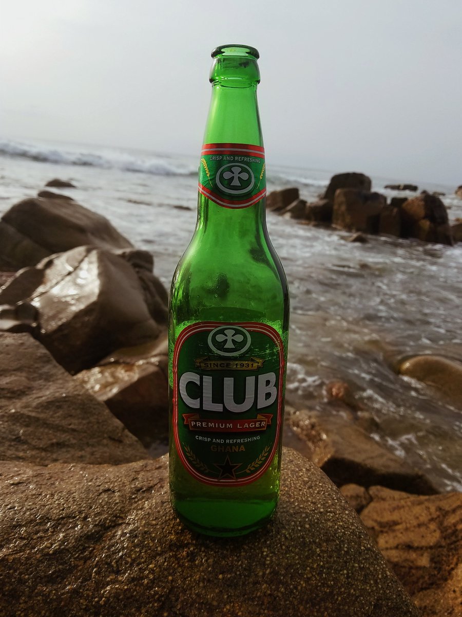 Owula_Kpakpo's tweet photo. Dear @Charlie_Club,
When I say I have an interesting catalogue of beautiful images of me and Club Beer I do mean it. Check below for more photos.
#CharlieClub #BeerAmbassador #Club1931 https://t.co/XjoDL2FKsl