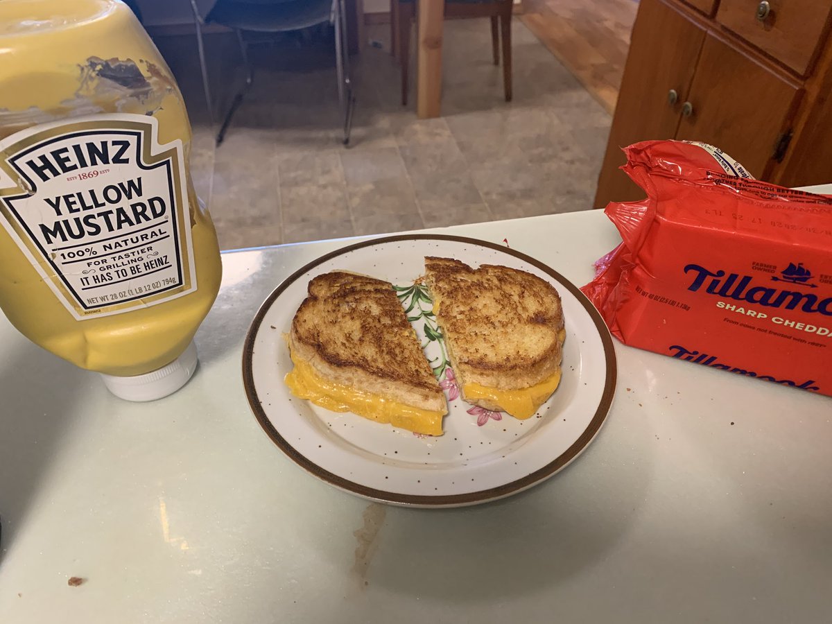 dude_hs_nate's tweet photo. @NateWolfeTCG It’s so so cheesy and oh so easy. https://t.co/TlhEfXqkfJ