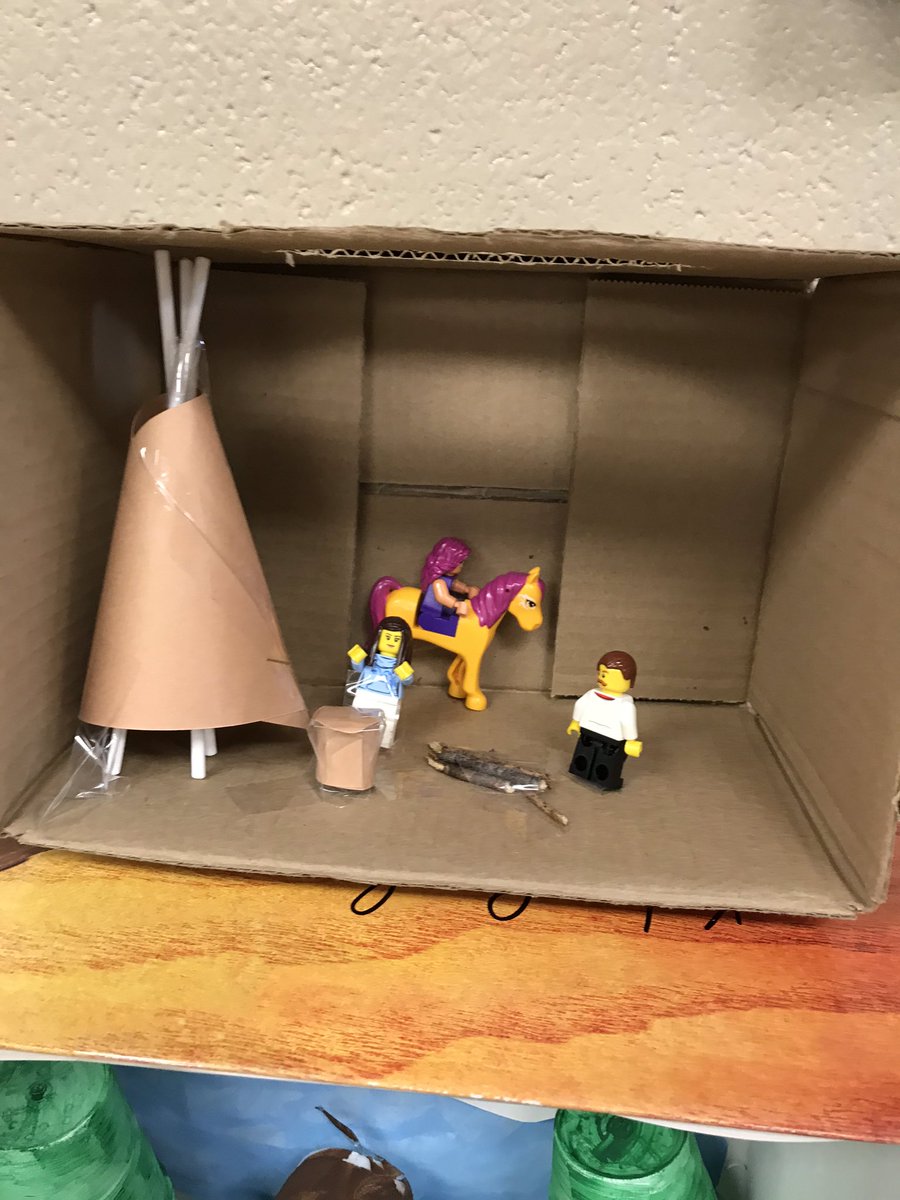 MrsOrellana4's tweet photo. Presentations are underway for our Native American projects! I love seeing all of the hard work my students put into their creations! #SSfun @wearesteele #HavingFunInC1 https://t.co/zqDUroERl3