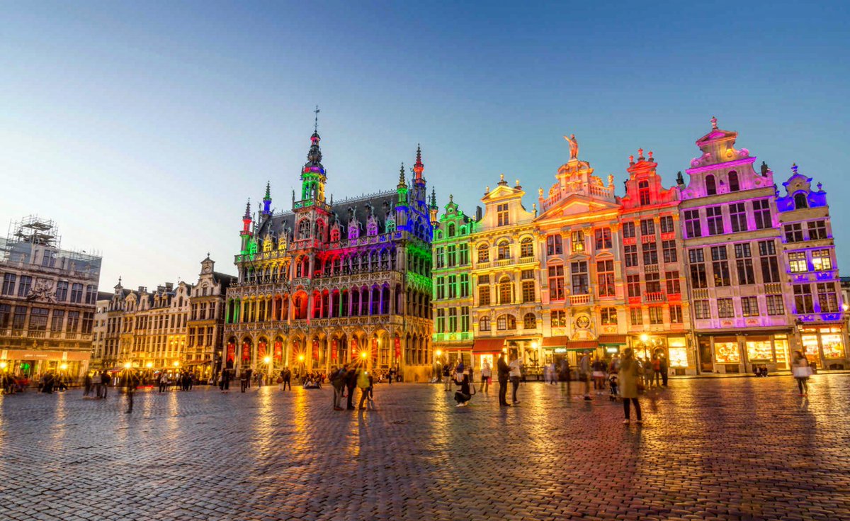 MaisieTravels's tweet photo. Might tick Brussels off my bucket list, what do y’all think?👀 #brussels #Belgium #citybreak #weekendaway #winterbreak #europebreak #sightseeing #travel #traveler #traveller #travelling #travelgram #travelbook #travelguide #travelphotography #travelphotographer #travelblog https://t.co/rlpOWK4MUj