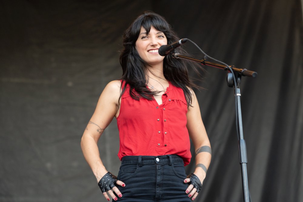 Consequence Of Sound On Twitter Watch Sharon Van Etten Perform Let S Face The Music And Dance With Jeff Goldblum On Kimmel Https T Co 7jgdxmmozu Https T Co Yatkqmtiwn