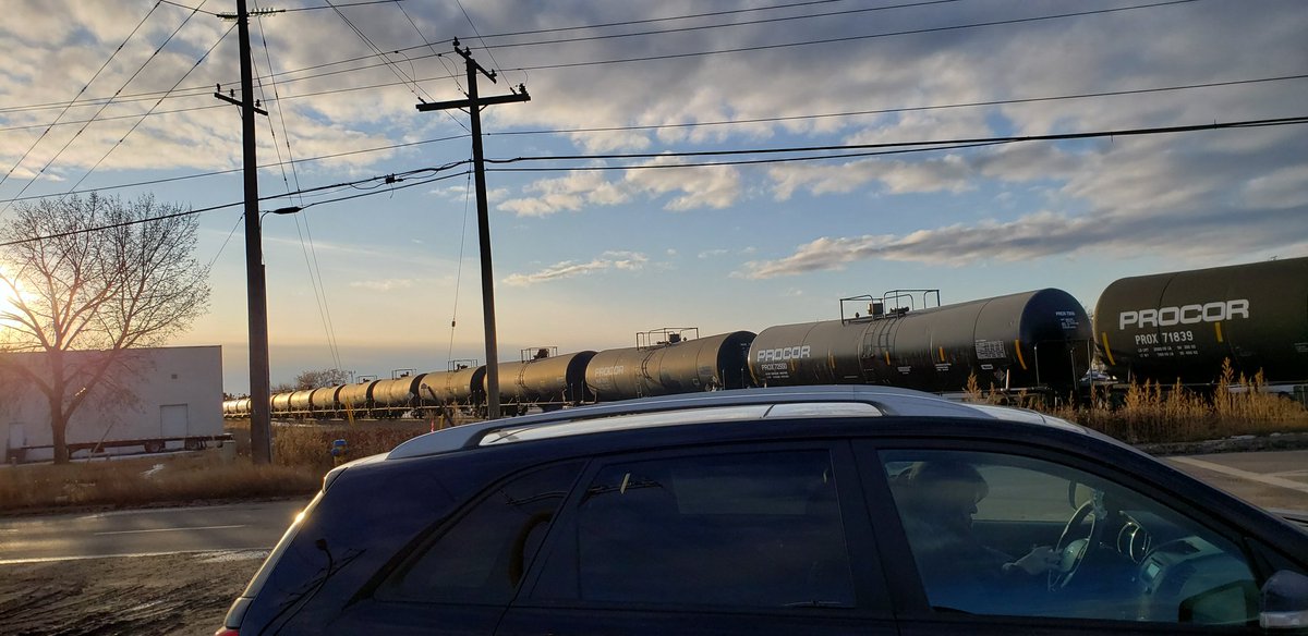 oneeyejacek's tweet photo. This is why people hate trains! And why we need a pipeline! #trainssuck #yegtraffic sucks. https://t.co/6vfK7DnxCe