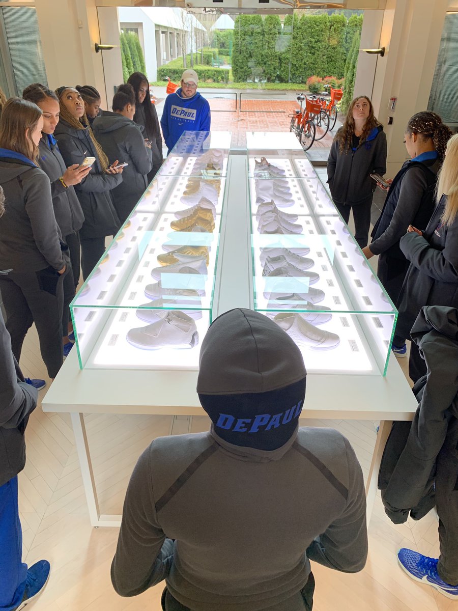 CoachDougBruno's tweet photo. Great Depaulball visit to Nike Corporate Campus

Thank you #StorytellerDana for teaching Three Pillars of Nike and leading a fantastic tour! 

Thank you @3elizabethjoy @TDNike &amp; DePaul Alum @A_Martin5 for this amazing opportunity!

Players departed with standing ovation! https://t.co/VNXhmr9sAc