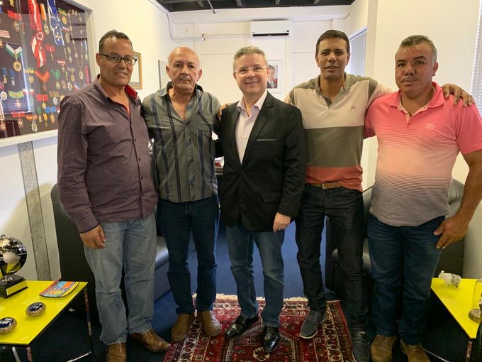 Mais uma segunda-feira longa de muitas reuni&otilde;es buscando ouvir e encontrar solu&ccedil;&otilde;es para os munic&iacute;pios