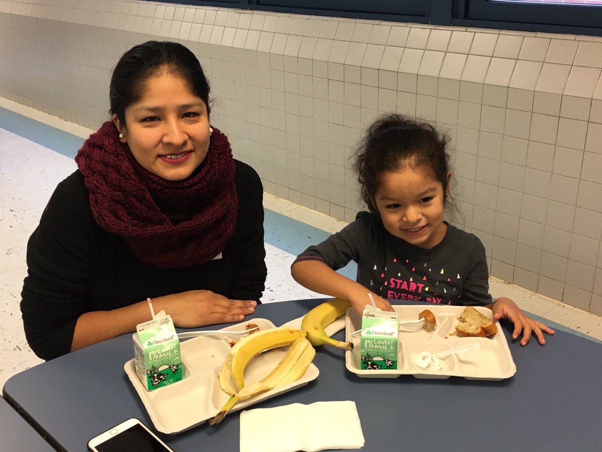 PreK family breakfast is such a great way to start the day! 😊 <a href="/CrestwoodElem/">Crestwood Elementary School</a> <a href="/FCPSHeadStart/">FCPS PreK</a>