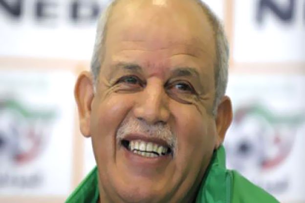 Dzsarc's tweet photo. فجأة تفكرت القالب تاع الشيخ سعدان كي يثقبونا في لافريك .. "الحرارة والرطوبة" 🤣😂
#الجزاير_بوتسوانا https://t.co/WVYzqu6dcb