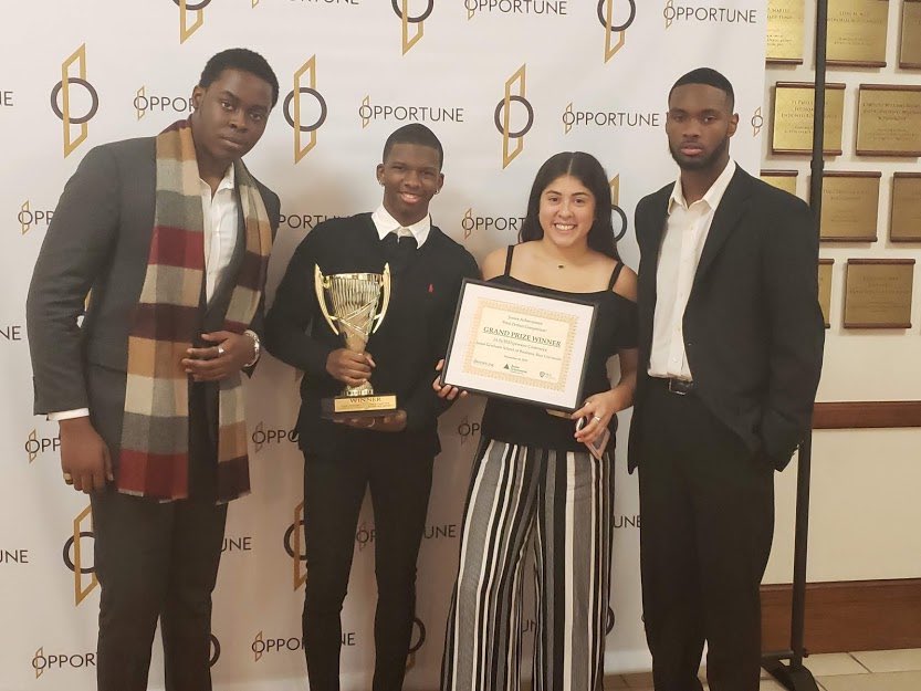 HHS_Canes's tweet photo. 1st Place JA Pitch Perfect Competition at Rice University! Way to go Canes!!!!! https://t.co/1qRlvIXfC7