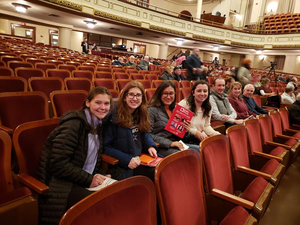 college_honors's tweet photo. HNRS 192 at the Springfield Public Forum!
#SpringfieldCollege 
#OutOfClassLearning https://t.co/lSOLIz0yNi
