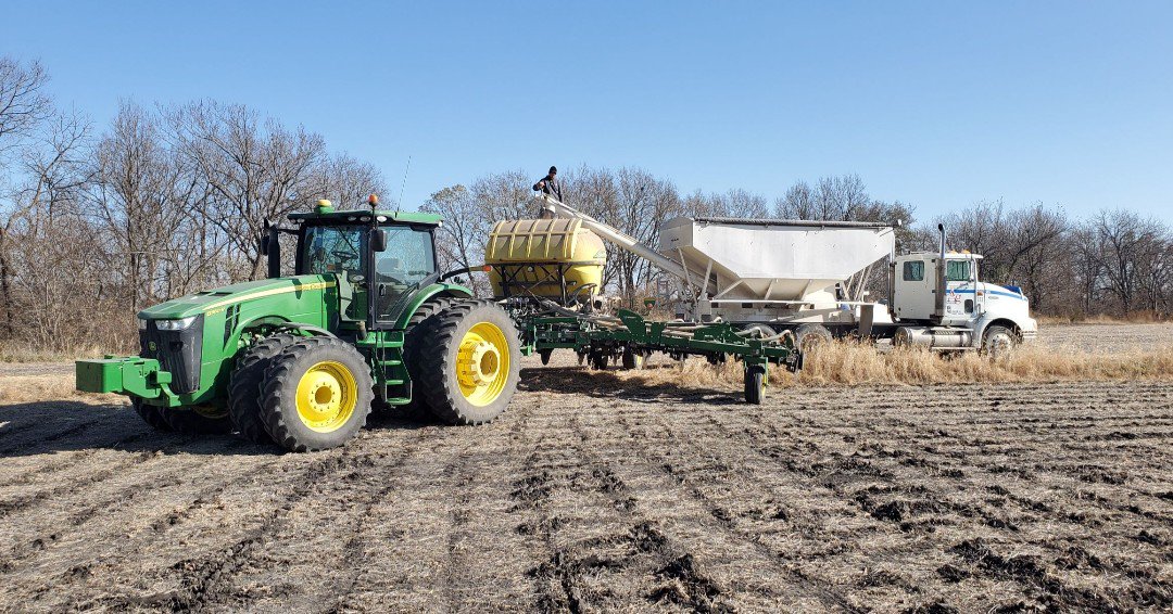 AgPartnersCoop's tweet photo. Our 2020 Local Solutions Trials are getting started! Here's Eric Linnebur, Custom Applicator, helping prep for our CENTURO™ NH3 Trial. Photo credits to Zach Hanner, Digital Ag & Services Specialist. @KochIndustries #AgCESS #LocalSolutionsTrials #LocalData https://t.co/SjJT7fO7m2
