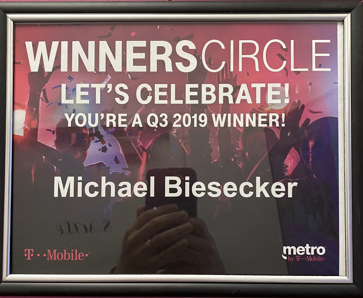 So happy to back!! #Beeskneesbackonboard