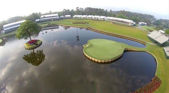 manager_golf's tweet photo. Only difference I can see between Sawgrass and our 12th hole are the hospitality tents. #strategicflooding https://t.co/GkBbEN69zS