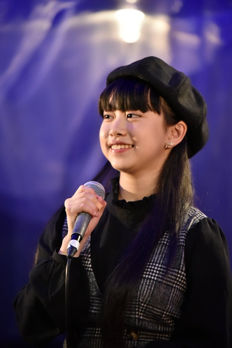 AISA84100821's tweet photo. 昨日はレギュラーになっているライブ「fun time Vol.7」に出演

今回は初の男性シンガー特集

でも眞塩藍咲は男の子ではないぞ(笑)

渋谷LOFTHEAVENの会場も眞塩藍咲の13才の美声に驚き聞き入っておりました

#渋谷LOFTHEAVEN
#FVP_Funtime
#眞塩藍咲 
#ピアノ弾き語り
#女性シンガー 
#可愛い https://t.co/KtEpri7YeO