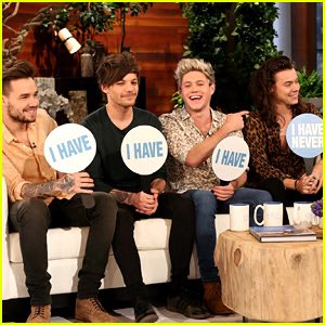 rakkelle22's tweet photo. Today it’s my 1D-versarie !!! Im so lucky I found them!!! (Even though they went in stupid hiatus!) 4 years and counting !!! Because of them Ive met amazing ppl!! Thanks for saving me from my darkest moments! #directionerforlife #thanksellen https://t.co/vwA3hhZYF8