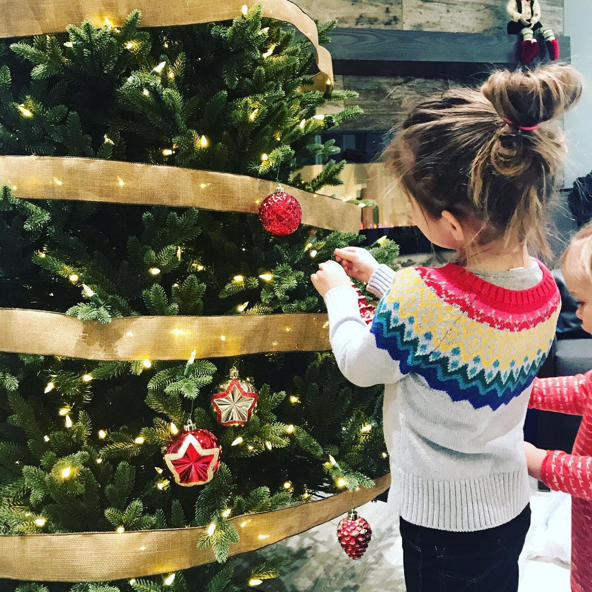 Dr. Dolman and his family did some decorating at the clinic on the weekend. Getting ready for the Christmas season!