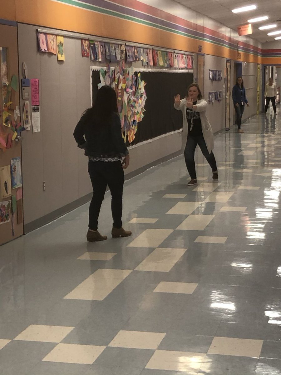 JeterElem's tweet photo. DJE Staff Turkey Trot began today and excitement was an understatement!! These teachers scouted out the area and are ready to trot!! #turkeytrot #canyousaycompetitive https://t.co/UF61e45MAG