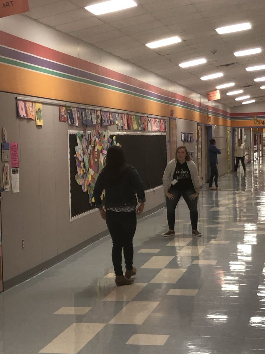 JeterElem's tweet photo. DJE Staff Turkey Trot began today and excitement was an understatement!! These teachers scouted out the area and are ready to trot!! #turkeytrot #canyousaycompetitive https://t.co/UF61e45MAG