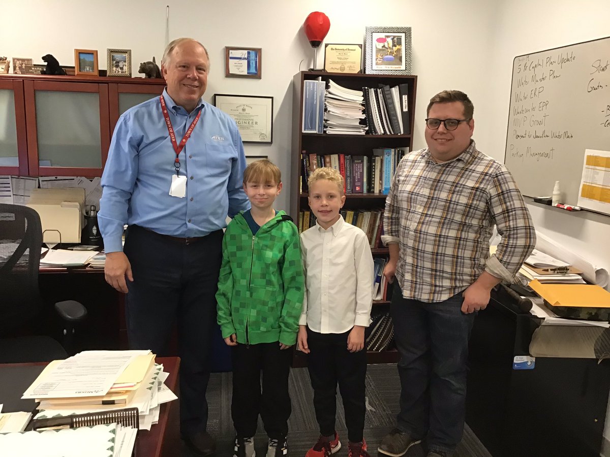 PHPanthersNews's tweet photo. We’ve been very busy interviewing lots of interesting people! More interviews scheduled for tomorrow at the Town Hall. We can’t wait for our news reports to air on @ApacAyer! #asrsd #phpanthersnews https://t.co/4xs47ZIww6