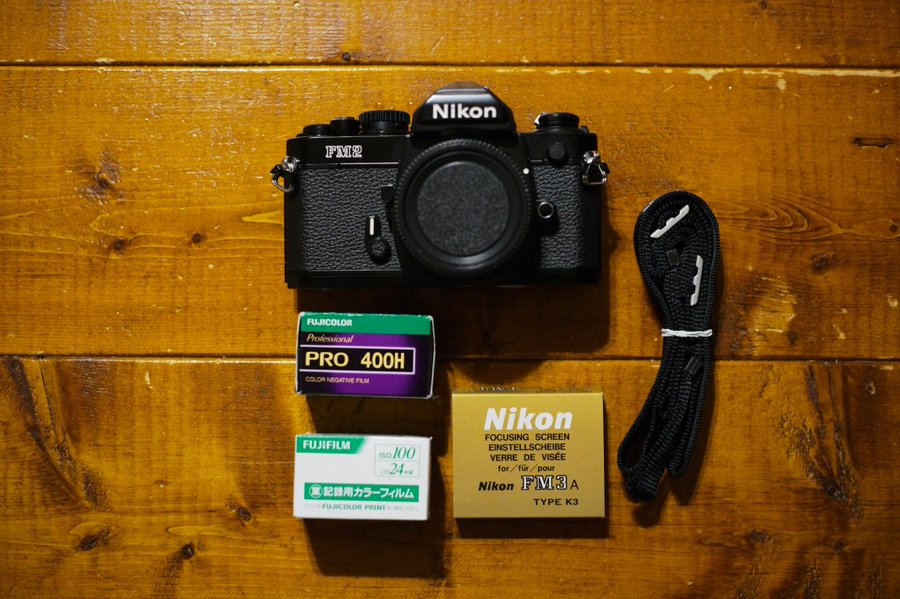 キャンプ用品に参入 Nikon ニコン　New レンズセット　極美品 FM2 フィルムカメラ