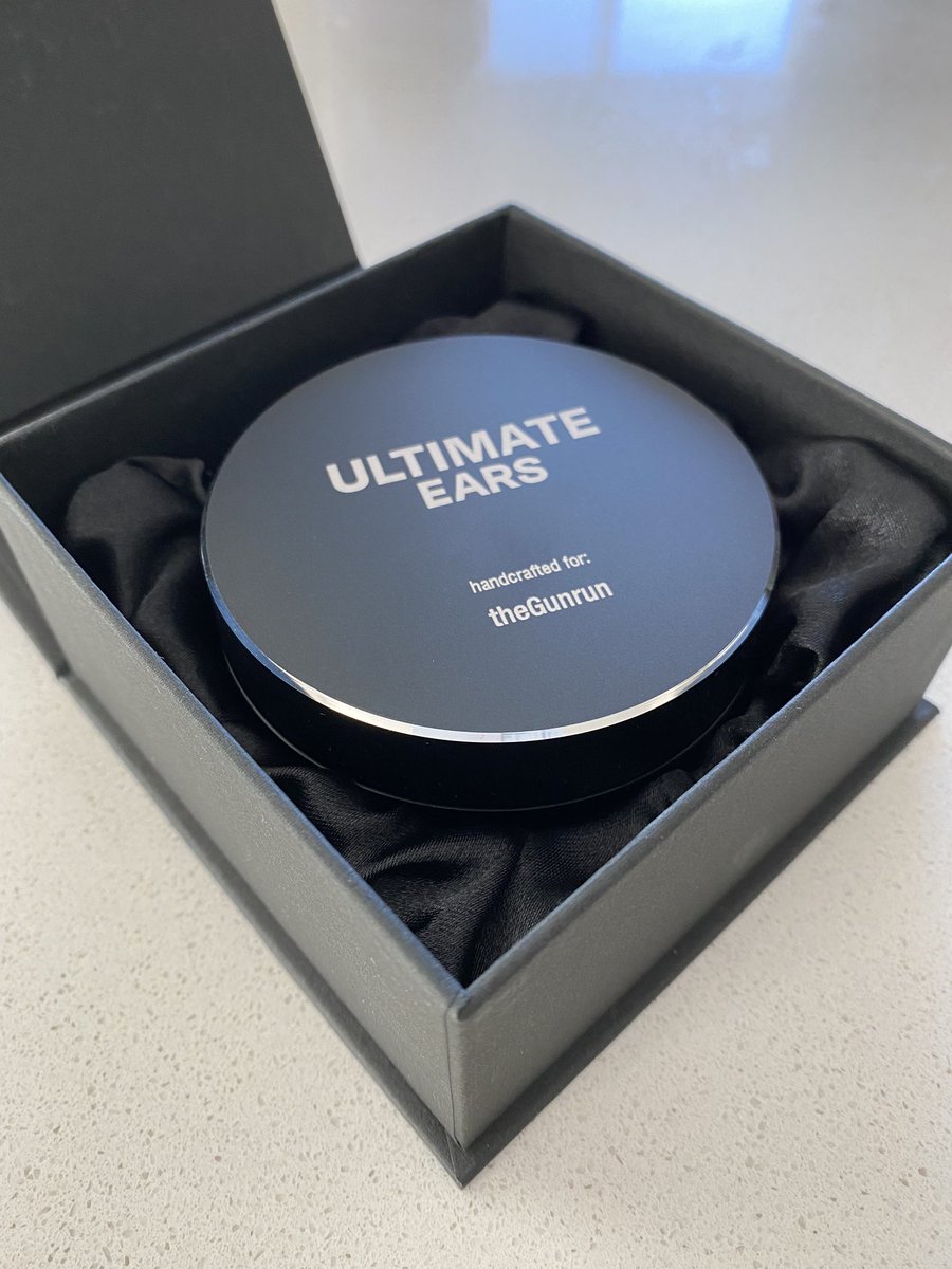 theGunrun tweet media