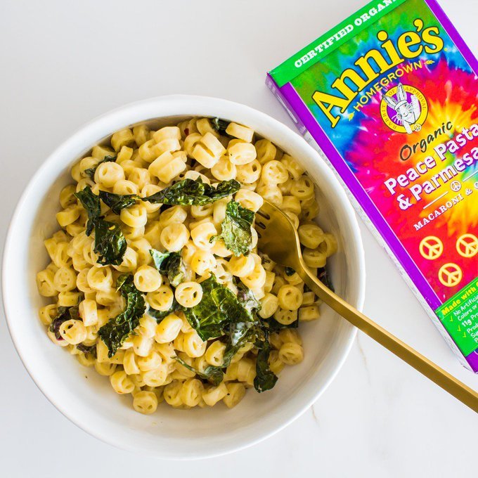 annieshomegrown's tweet photo. Best way to eat those greens? Hide 'em in cheesy goodness. Get spoonin': https://t.co/1YdKaR4x7P #mixinmonday https://t.co/xFGuamF9PL