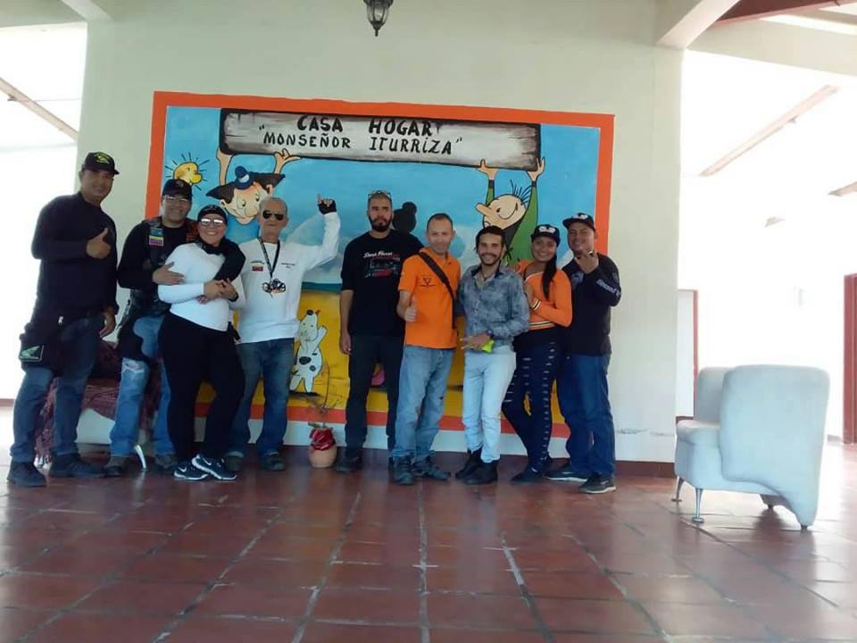 mounpar's tweet photo. OBRAS SOCIALES DE NUESTRA FUNDACIÓN MOUNPAR AÑO 2019 EN BENEFICIO DE LA CASA HOGAR O ANCIANATO MONSEÑOR ITURRIZA UBICADO EN LA POBLACION DE SANTA ANA ACÁ EN LA PENÍNSULA DE PARAGUANÁ https://t.co/Xd5PariyE9