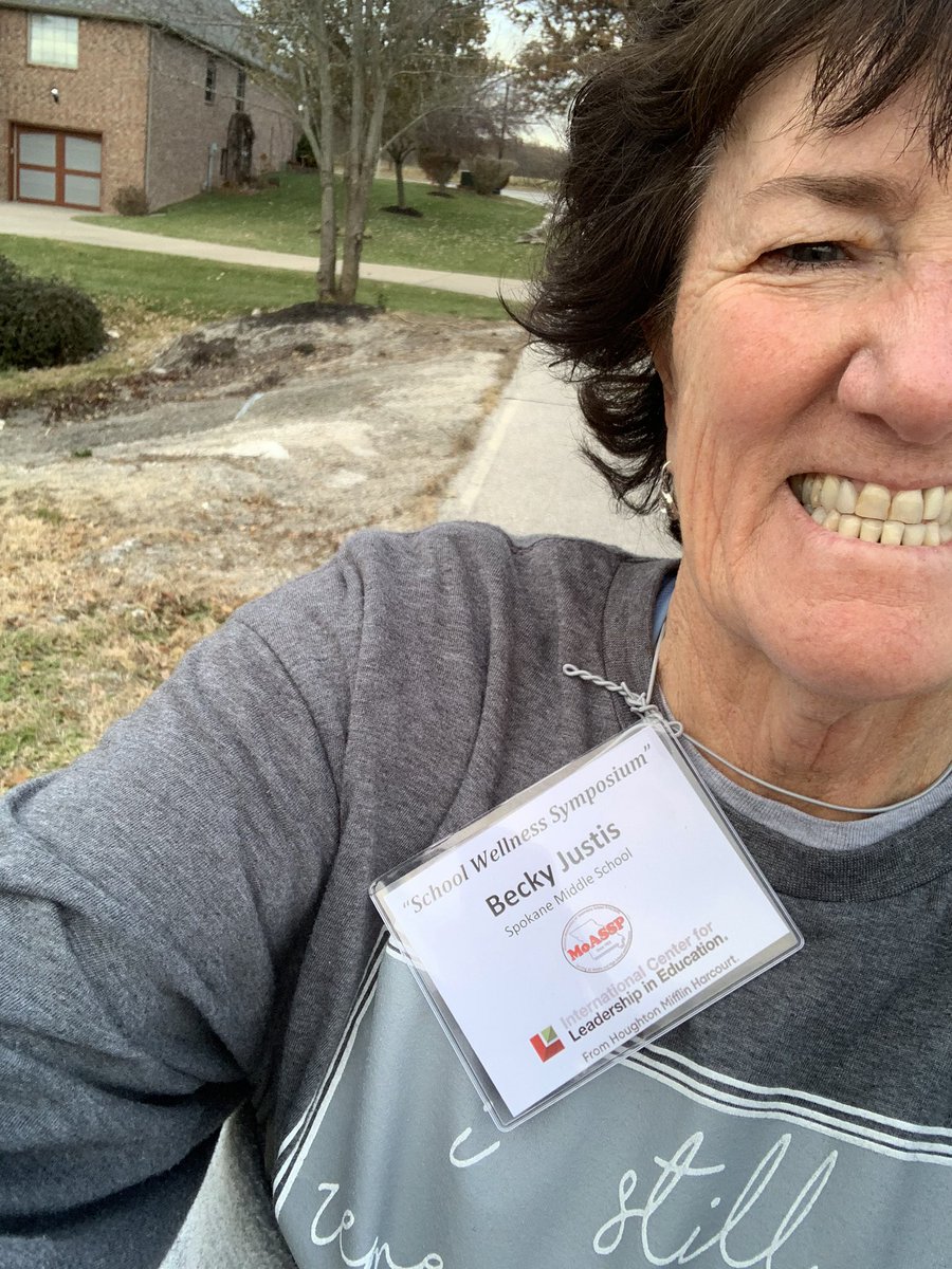 BeckyJustis's tweet photo. Did my #selfcare like @adamddrummond taught us at the @MOASSP Wellness Symposium. Was on my run and realized I forgot to take off my name tag. 🤦♀️ #neededthatrun #turkeytrottraining https://t.co/a2IbRlT6V4
