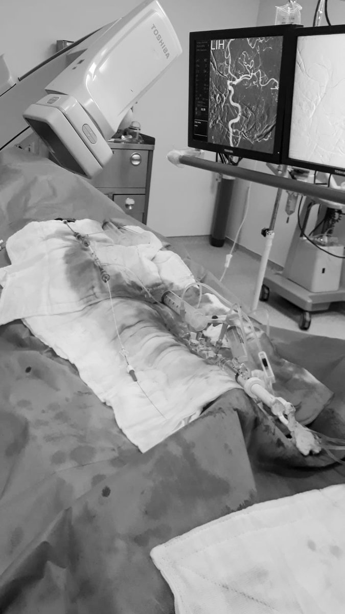 Şurda su tesisatçısıyla kapışırım kac katater kaç musluk var allah bilir 😁<a href="/hacerbekttas/">hacer</a>