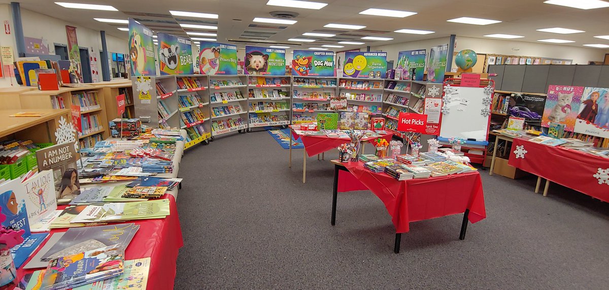 MissJaskula's tweet photo. It's here!!!!!! @EnniskillenPS @scholasticCDA https://t.co/fV8tXoP0fo