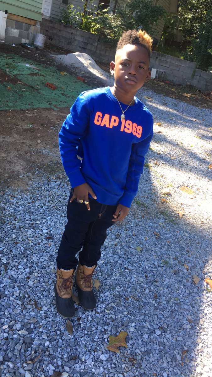 jrbossmama1's tweet photo. I’m going war about jr 🤞🏾💙the important 1😎he icy 🥶like his uncle 💪🏾 https://t.co/vOMF5G9Sk7