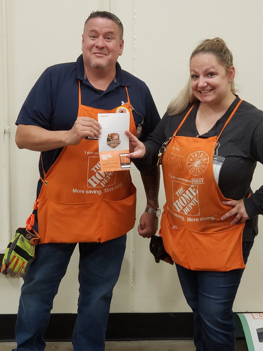 DonnaNaylor11's tweet photo. Recognizing Department Supervisors #extreme3006 https://t.co/jIbrIQf6KH