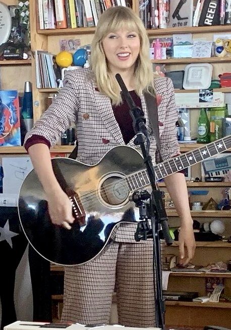 Which performance look? Vote below! #TaylorSwift #Swifties #TinyDesk #SNL #TheMan #Lover