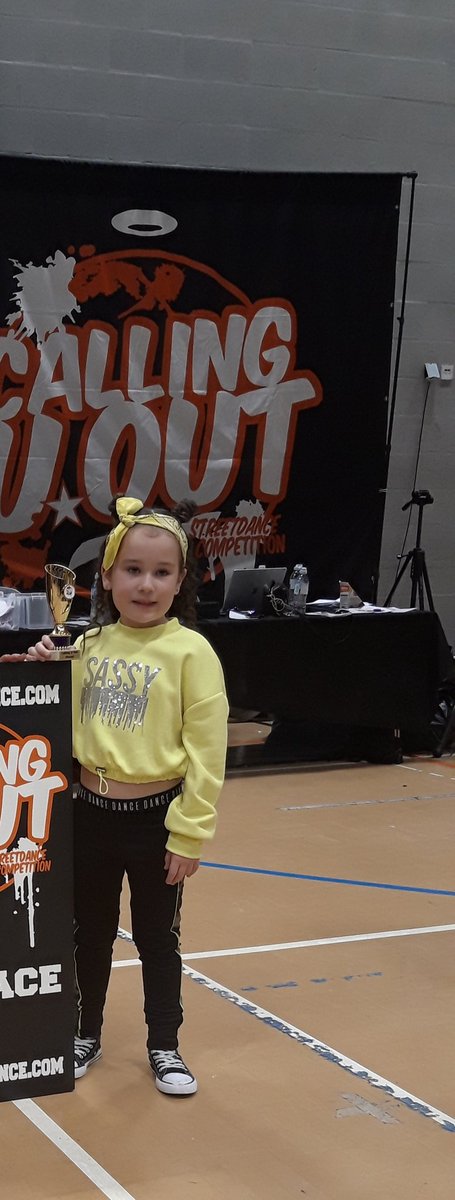 Last dance comp of the year and this little lady got 3rd with her team, 4th with her friend and didn't place in solo but so proud of her for getting up and enjoying herself especially having to dance in the older age group this time, u8's ♥️💃