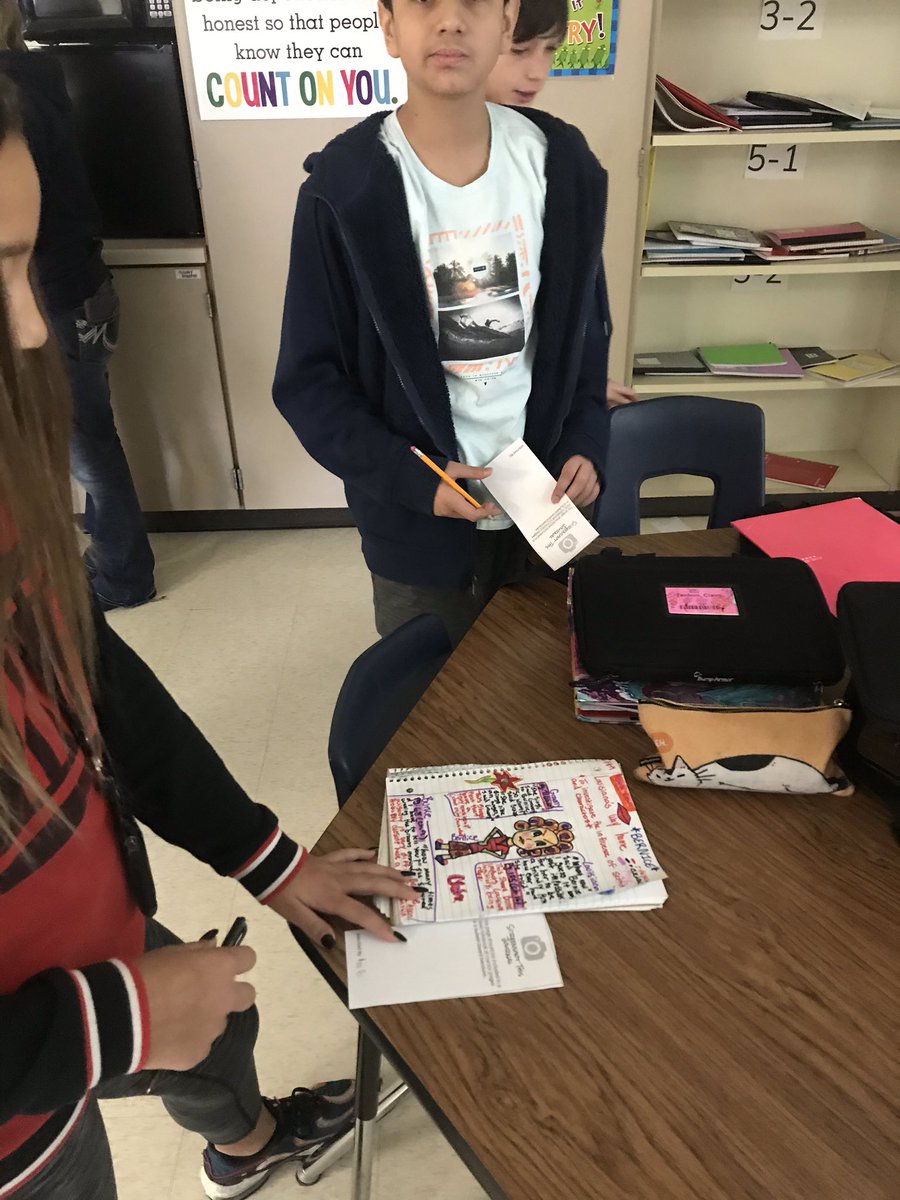 kmeyerWMS's tweet photo. Something that made me smile today was how creative my Ss are when it comes to their reading journals &amp; to see how much they’re enjoying them! Ss were able to see their classmates’ work &amp; share feedback #WMS #WMSGrateful https://t.co/qYP4NOeY1X