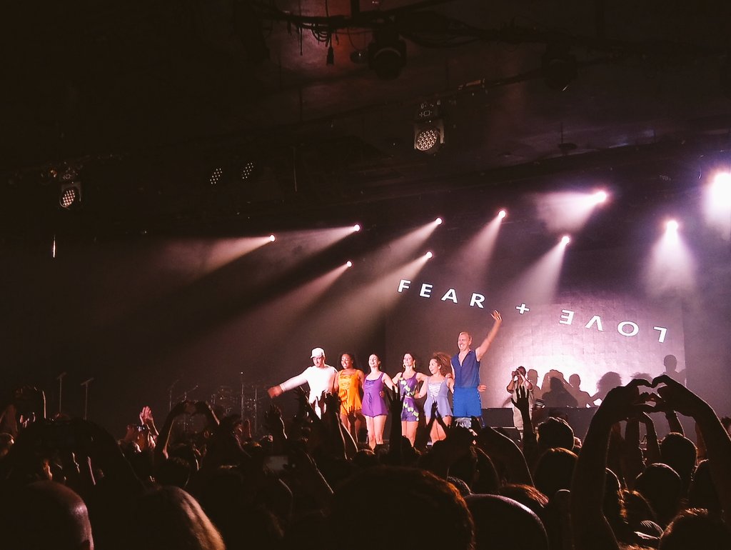 Marf_Miguel's tweet photo. And anywhere you go, you'll see, people are just like you and me... Ays, Marina en Madrid. 💃🎶🤸 @MarinaDiamandis #loveandfeartour #LoveAndFear https://t.co/KE83Hj2uol