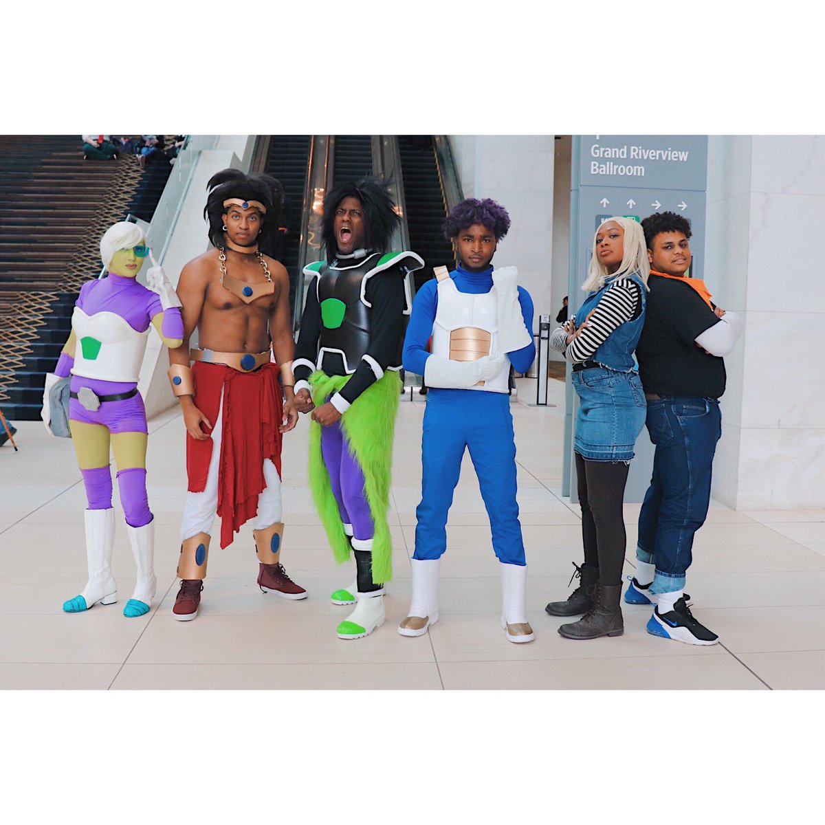 KShaw_TV's tweet photo. I’m just saiyan!!
#dragonball #dragonballz #blackcosplayer #poccosplayer #blackcosplayerhere #futuretrunks #futuretrunkscosplay #trunkscosplay #brolycosplay https://t.co/smErFnpWex