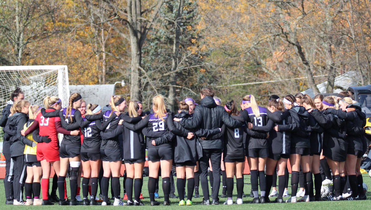 AUEaglesSoccer's tweet photo. AUWS is dancing...AGAIN!! https://t.co/ZjvAxnr0cy