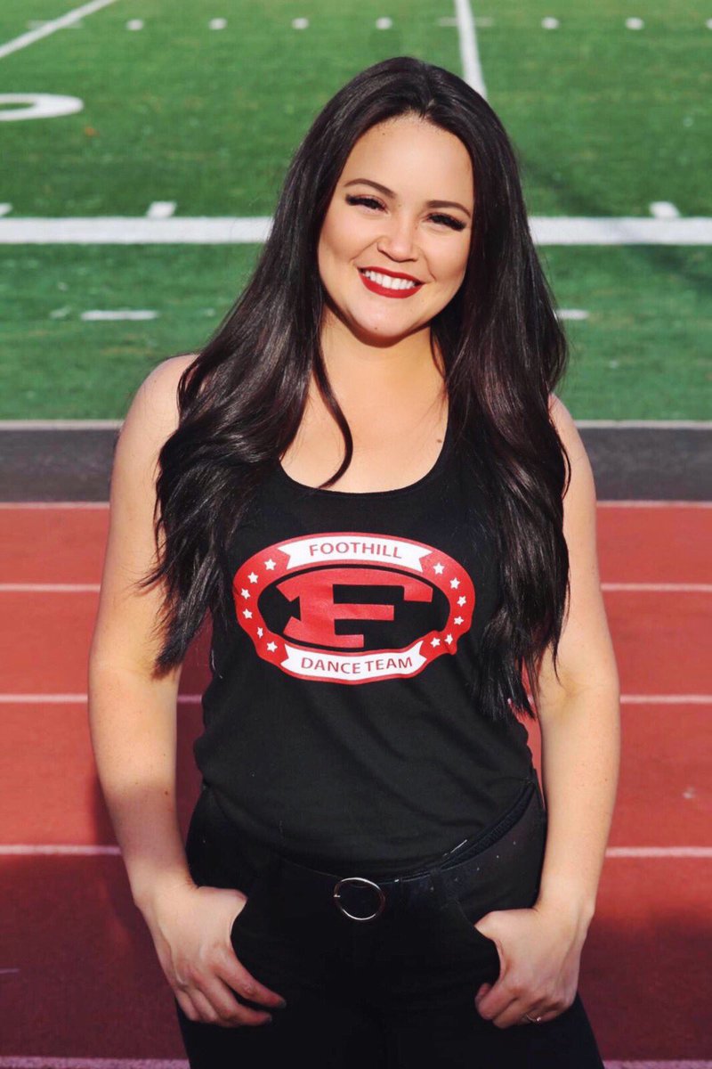 It’s Monday, keeeepppp smiling! #9yearsstrong