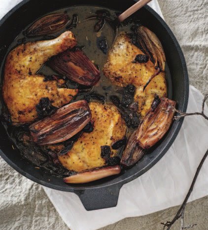 Coolfooddude's tweet photo. This chicken with prunes dish is best served with creamy mashed potatoes. Make sure to have a big chunk of bread to mop up the seductively rich sauce. https://t.co/3iE2Oeq2vM @borschnotears #chickenwithprunes #russianrecipes #saltandtimecookbook https://t.co/5K3KUJ7xZl