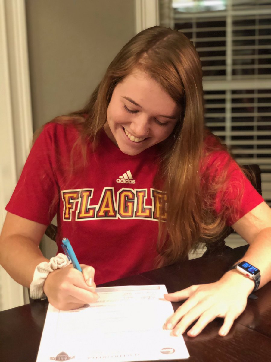 TTSB_Hernandez's tweet photo. Congrats to our @brandybarquin for signing her NLI to @FlaglerSoftball #weareTT https://t.co/UVHo2bDYQ8
